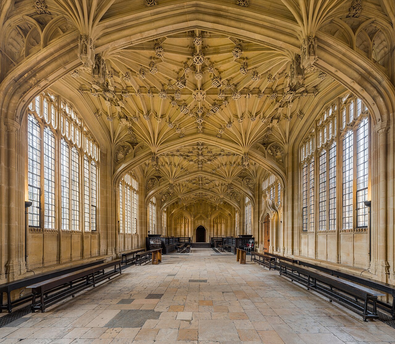 A Network of Academic Patronage and Thought Carved in Stone. The Vault of Divinity School, Oxford, c. 1480–1483